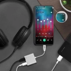 Adaptateur Audio Et Charge USB-C Vers USB-C / Jack 3.5mm, Akashi - Argent 12 Adaptateur Audio Et Charge USB-C Vers USB-C / Jack 3.5mm, Akashi - Argent -Musique recherchée. ada aka jackusb 3