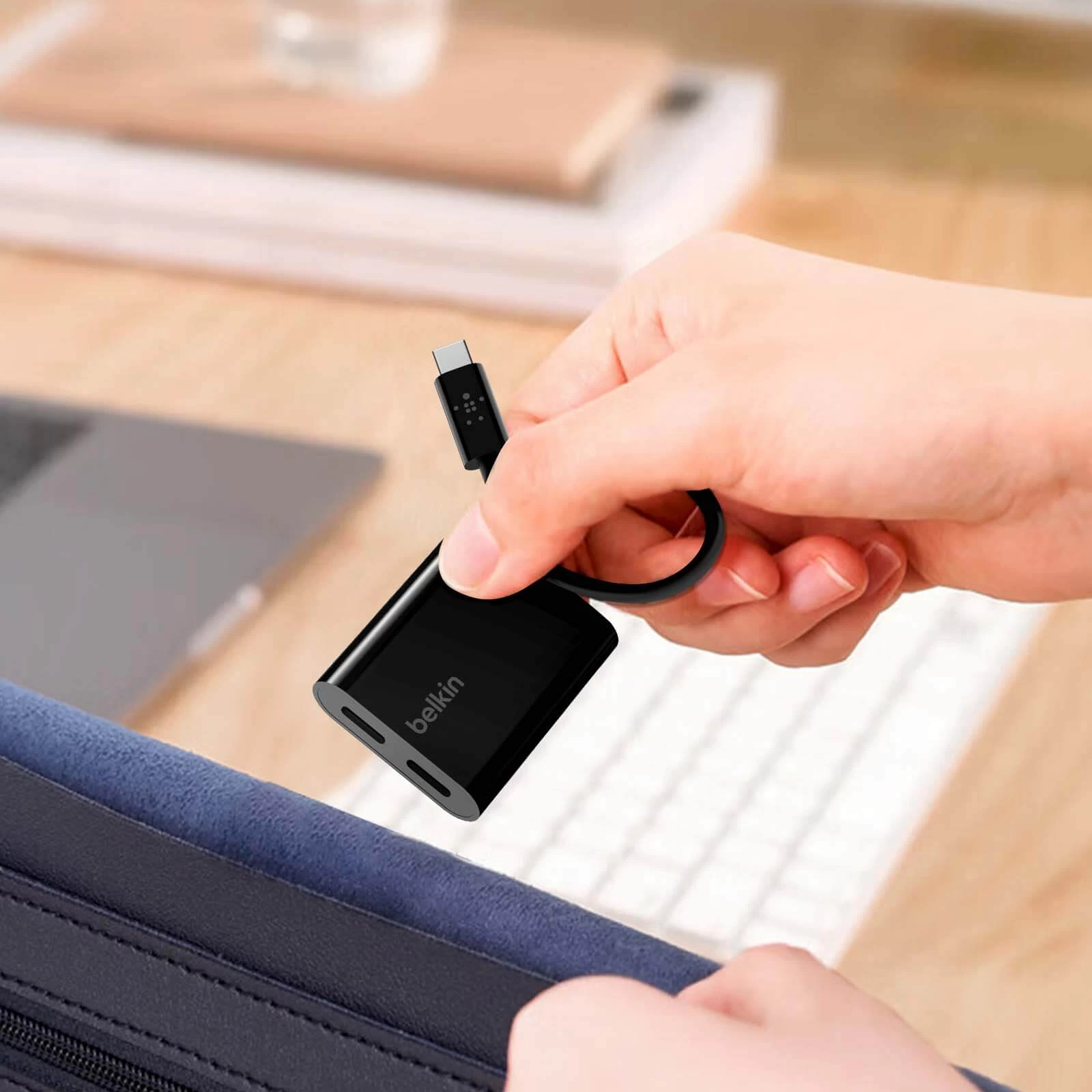 Adaptateur USB-C Vers Dual USB-C Femelle Charge Rapide 60W + Audio, Belkin - Noir 7 Adaptateur USB-C Vers Dual USB-C Femelle Charge Rapide 60W + Audio, Belkin - Noir – Image 5