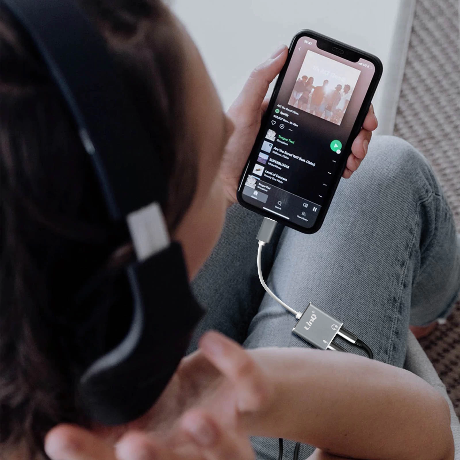 Adaptateur Audio USB-C Vers Double Jack 3.5mm Femelle (Casque + Micro), LinQ - Blanc / Gris 11 Adaptateur Audio USB-C Vers Double Jack 3.5mm Femelle (Casque + Micro), LinQ - Blanc / Gris – Image 9