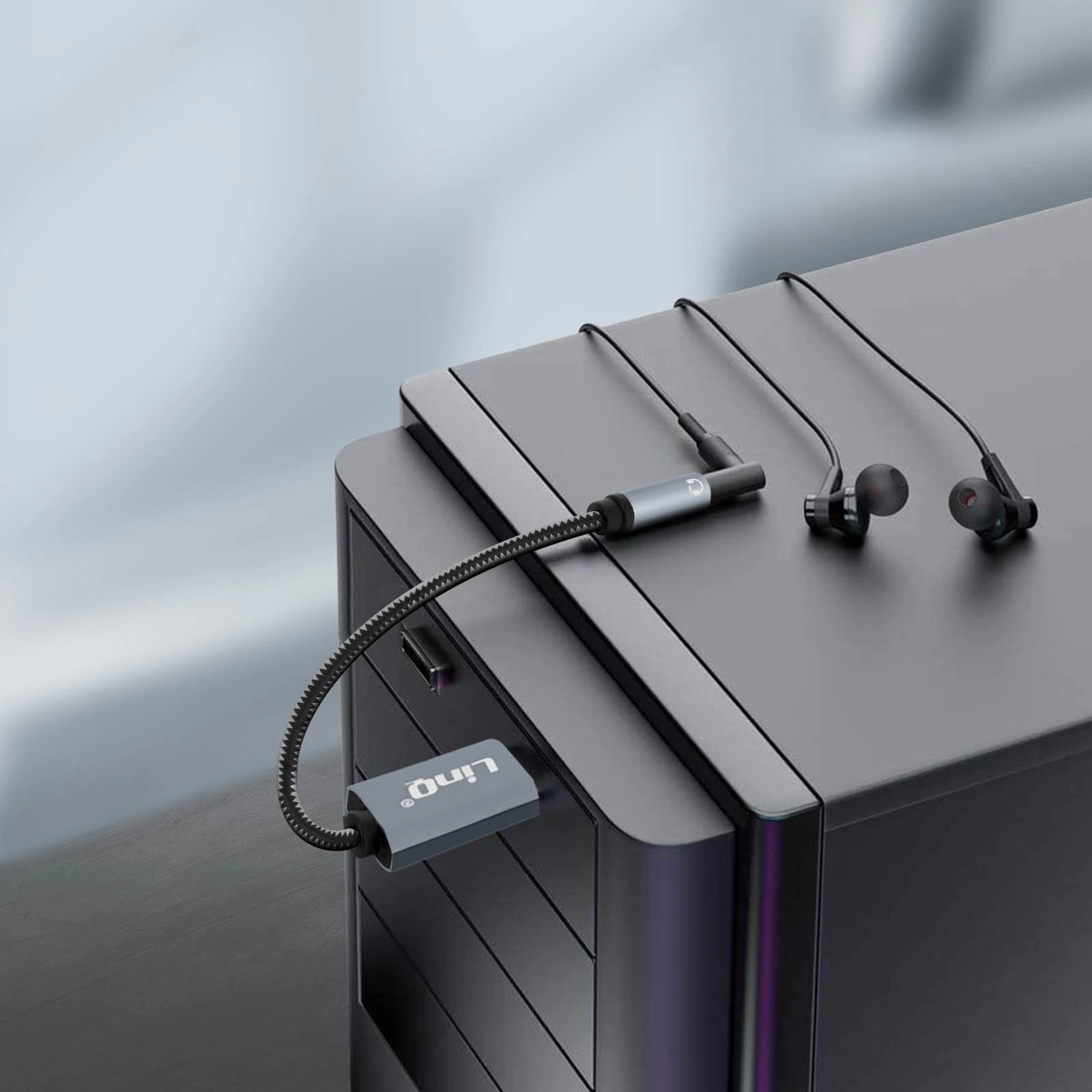 Câble / Adaptateur Audio USB Vers Jack 3.5mm Femelle Nylon Tressé, LinQ - Gris 4 Câble / Adaptateur Audio USB Vers Jack 3.5mm Femelle Nylon Tressé, LinQ - Gris – Image 2