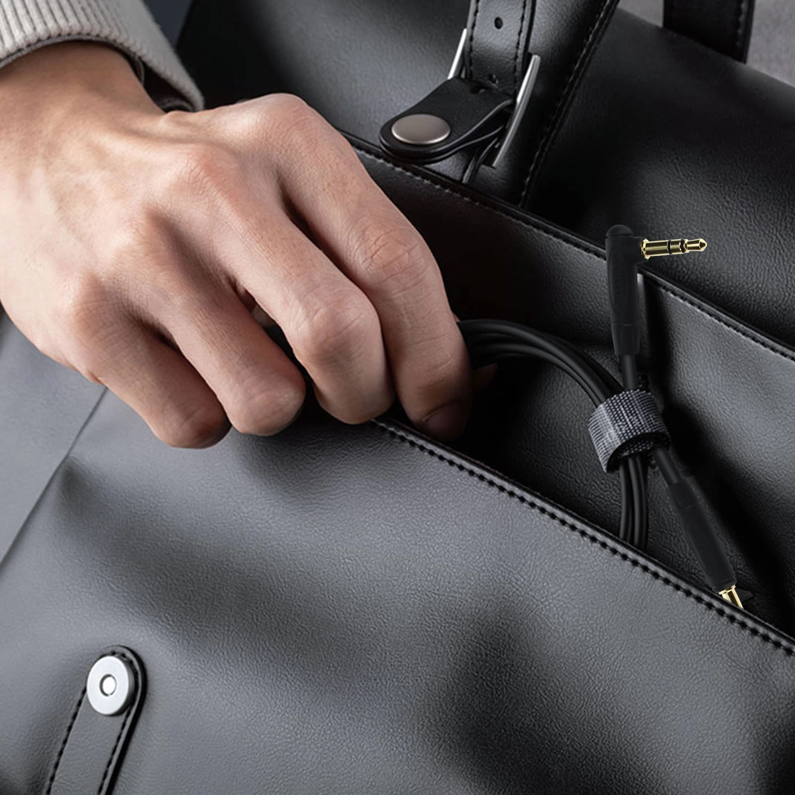 Câble Audio Coudé Jack 3.5mm - Borofone Modèle BL4 - 2 Mètre 10 Câble Audio Coudé Jack 3.5mm - Borofone Modèle BL4 - 2 Mètre – Image 8