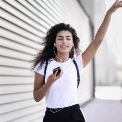 Écouteurs Filaire Intra-auriculaire USB-C Blanc Avec Micro - Fairplay 16 Écouteurs Filaire Intra-auriculaire USB-C Blanc Avec Micro - Fairplay -Musique recherchée. hf fpy onyx wh usbc 2