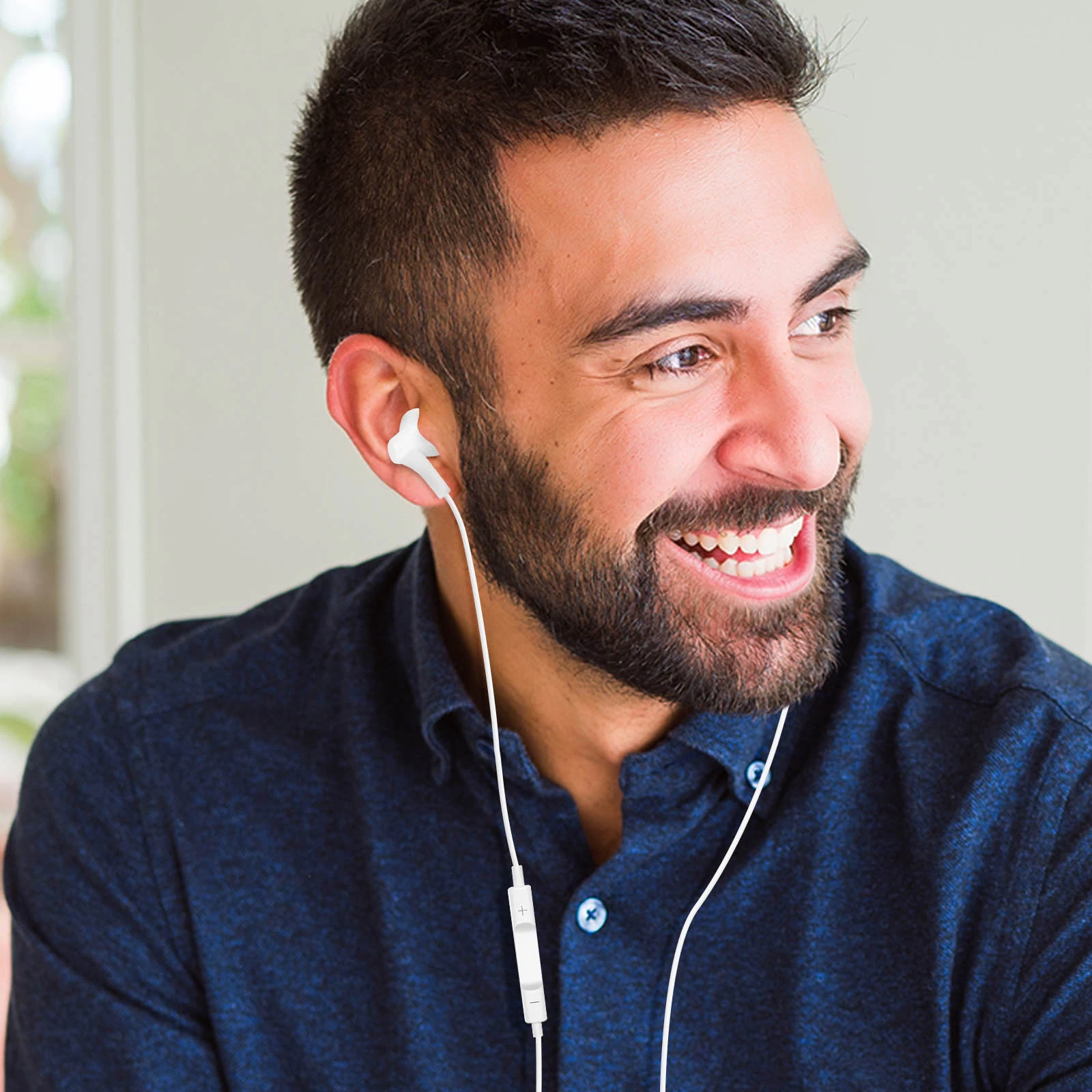 Ecouteurs Filaires IPhone Lightning, Connexion Bluetooth Avec Kit Main Libre - Blanc 11 Ecouteurs Filaires IPhone Lightning, Connexion Bluetooth Avec Kit Main Libre - Blanc – Image 9