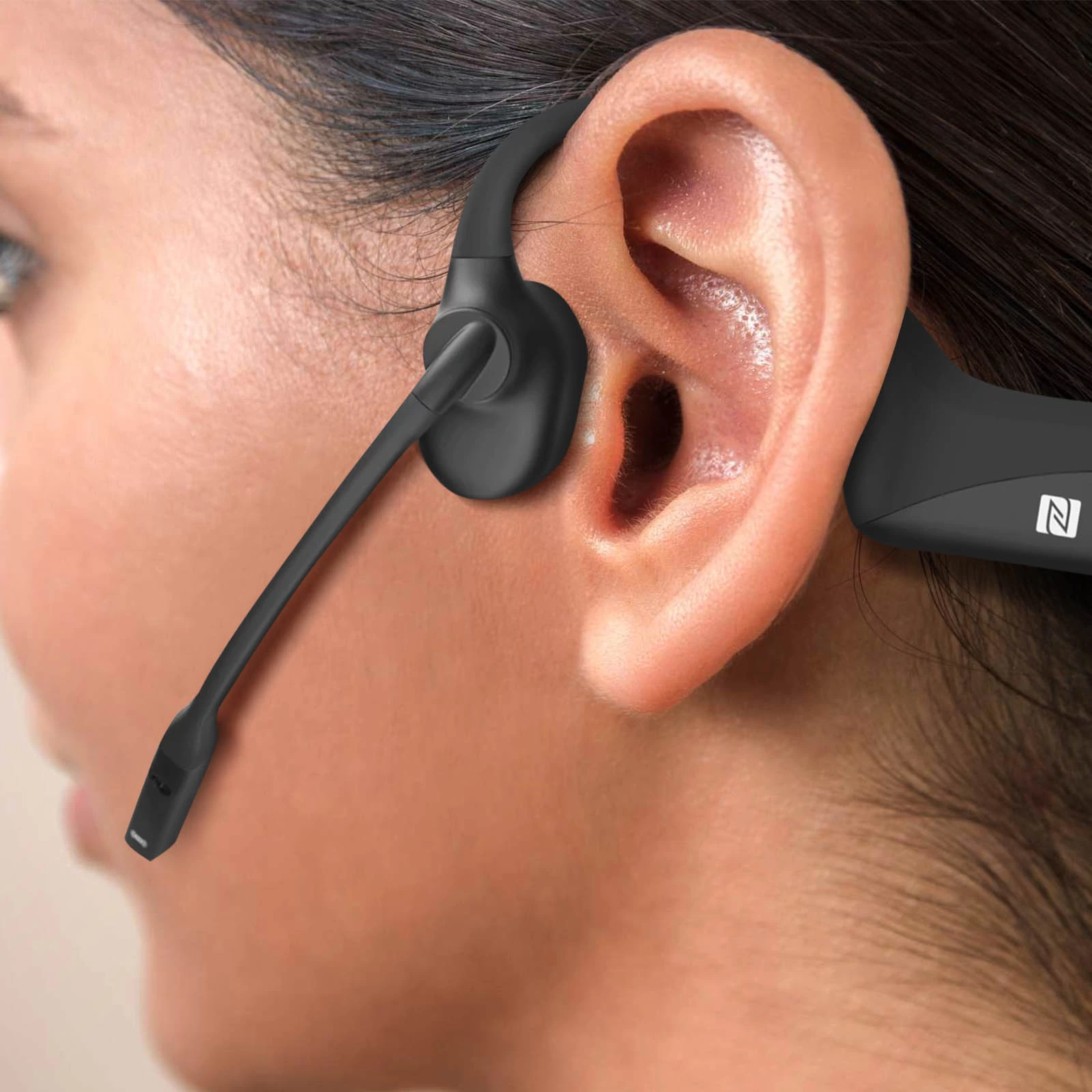 Casque Conduction Osseuse Shokz OpenComm Bluetooth 5.1, Microphone à Perche Titanium, Charge Ultra-Rapide - Noir 5 Casque Conduction Osseuse Shokz OpenComm Bluetooth 5.1, Microphone à Perche Titanium, Charge Ultra-Rapide - Noir – Image 3