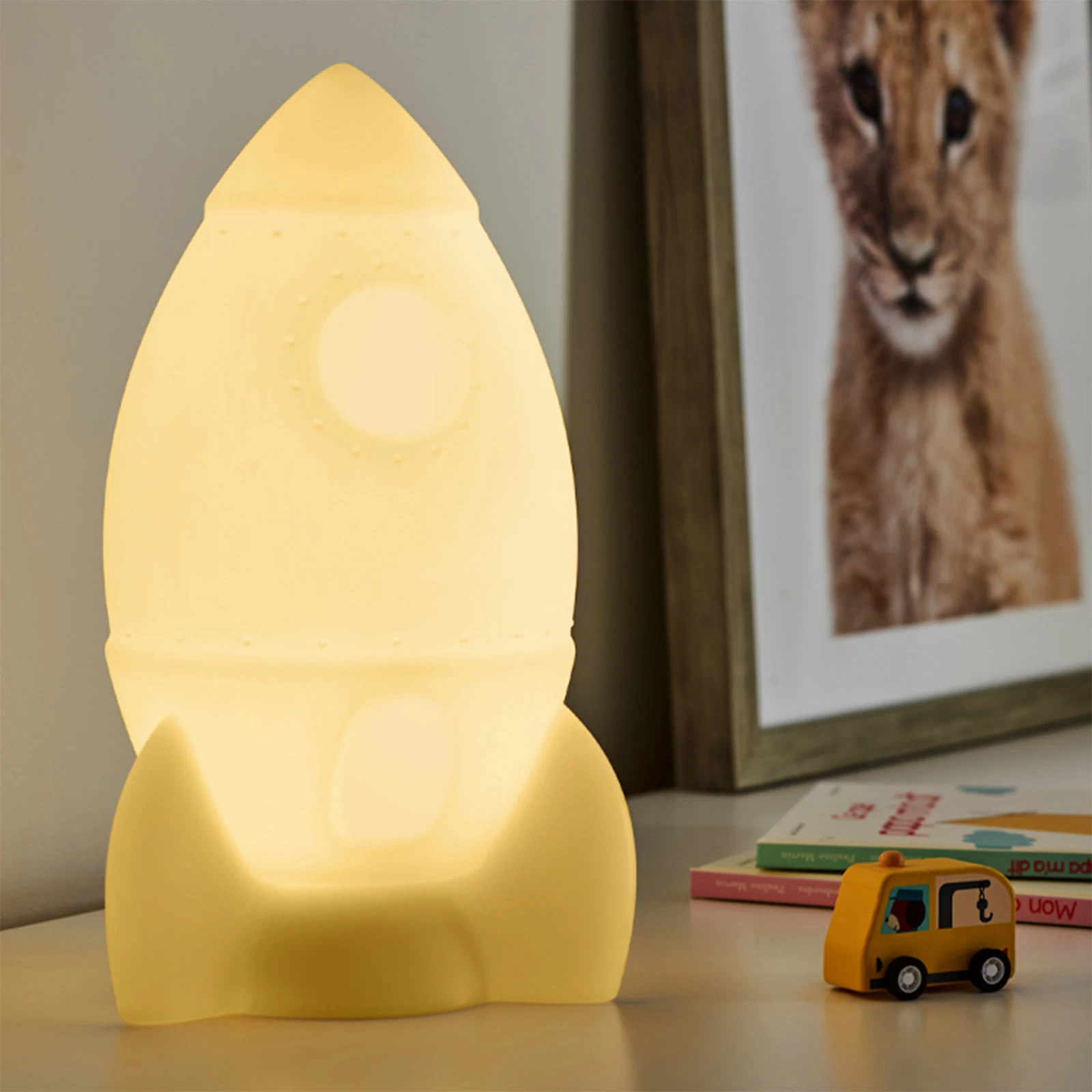 Enceinte Bluetooth Lumineuse Fusée 15W, Intensité Réglable Et Autonomie 8h, Bigben 10 Enceinte Bluetooth Lumineuse Fusée 15W, Intensité Réglable Et Autonomie 8h, Bigben – Image 8