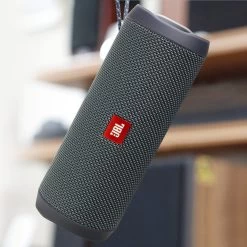 Enceinte Bluetooth JBL Flip Essential 2, Étanche IPX7 Et Autonomie 10H - Bleu 21 Enceinte Bluetooth JBL Flip Essential 2, Étanche IPX7 Et Autonomie 10H - Bleu -Musique recherchée. spik jbl flip2 10