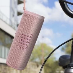 Enceinte Sans-fil JBL Flip 6, Son Harman Ultra-puissant, Étanche IP67 - Autonomie 12H - Rose 21 Enceinte Sans-fil JBL Flip 6, Son Harman Ultra-puissant, Étanche IP67 - Autonomie 12H - Rose -Musique recherchée. spik jbl flip6 pk 10